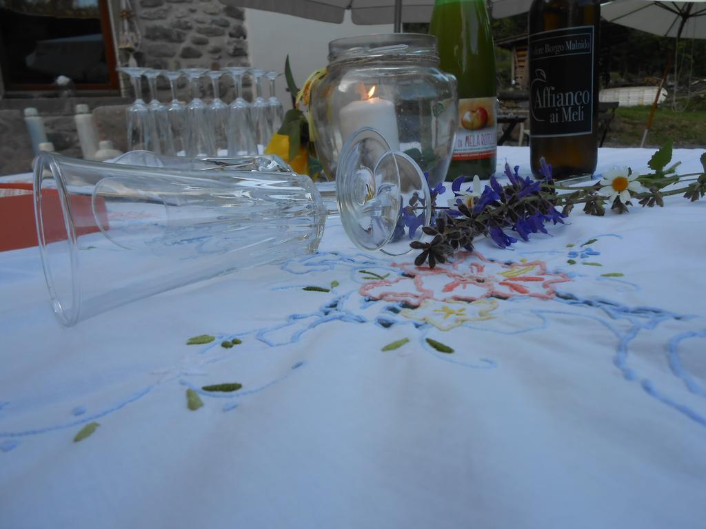 Agriturismo Di La Dall'Acqua Fivizzano Kültér fotó