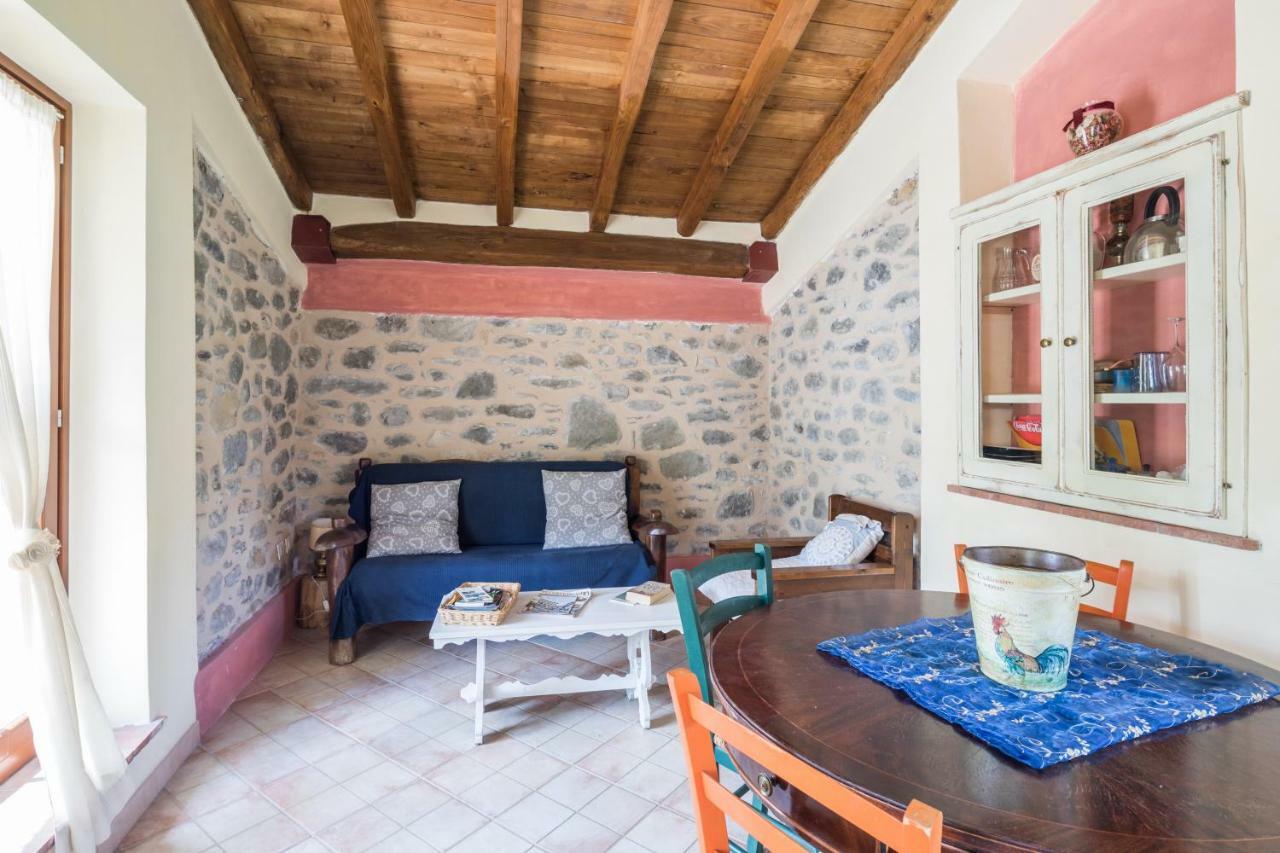 Agriturismo Di La Dall'Acqua Fivizzano Kültér fotó